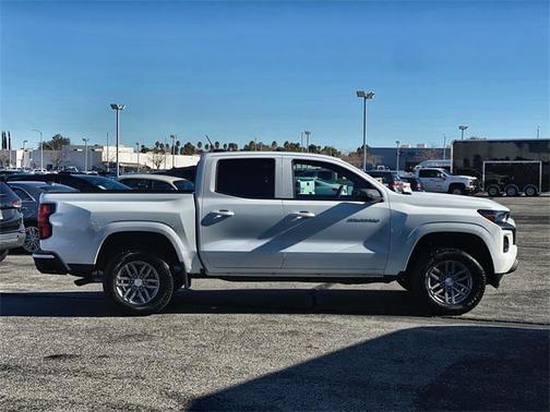 2025 Chevrolet Colorado LT