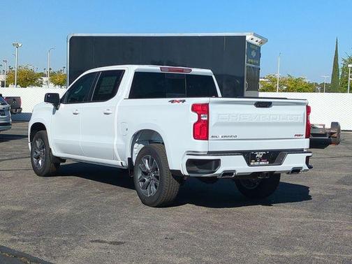 Summit White 2026 Chevrolet Silverado 1500 RST