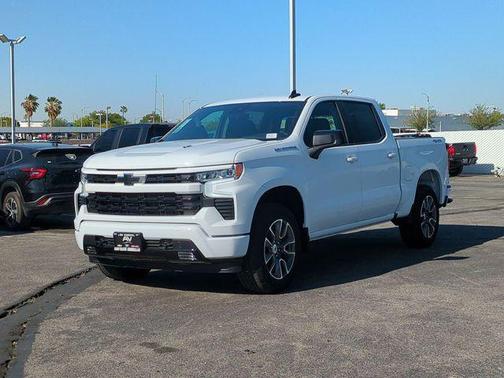 Summit White 2026 Chevrolet Silverado 1500 RST