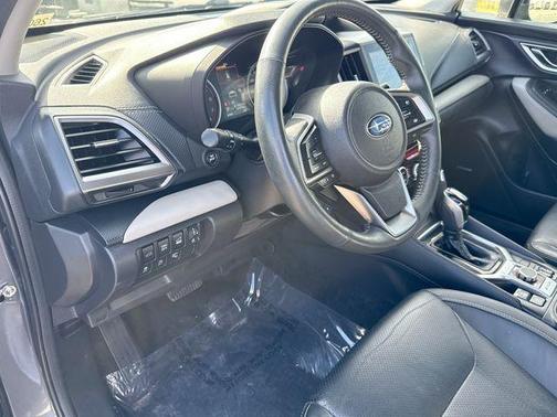 Magnetite Gray Metallic 2023 Subaru Forester Limited