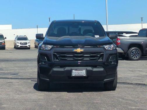 Black 2024 Chevrolet Colorado LT