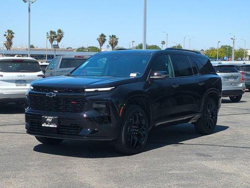 Black Metallic 2026 Chevrolet Traverse RS