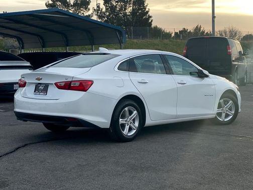 2023 Chevrolet Malibu FWD 1LT