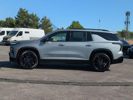 Sterling Gray Metallic 2026 Chevrolet Traverse RS
