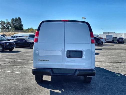 2025 Chevrolet Express 2500 RWD 2500 Regular Wheelbase WT