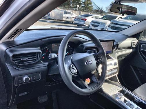 2021 Ford Explorer Base