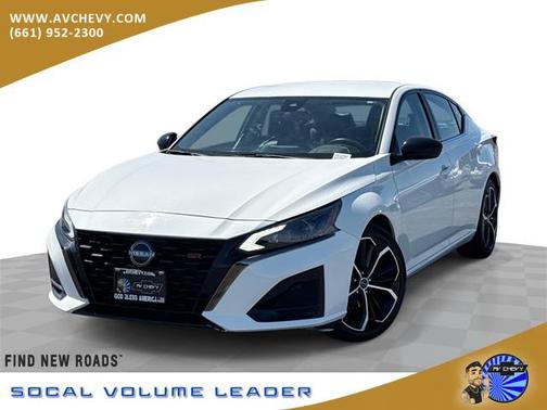 2023 Nissan Altima SR FWD