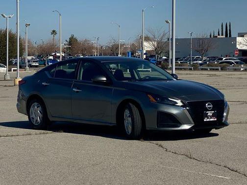 2023 Nissan Altima S FWD