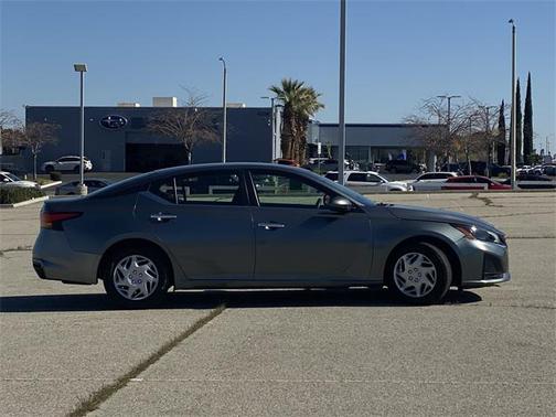2023 Nissan Altima S FWD