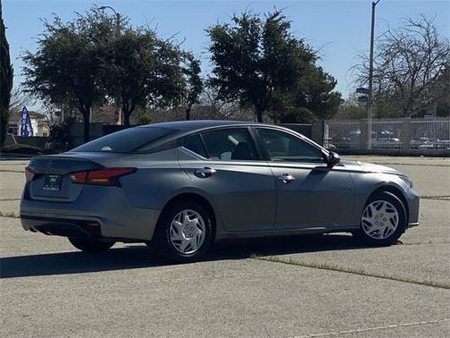 2023 Nissan Altima S FWD