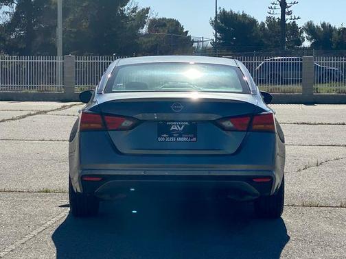 2023 Nissan Altima S FWD