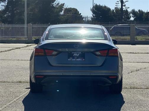 2023 Nissan Altima S FWD