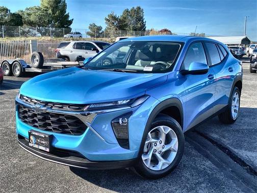 2026 Chevrolet Trax LS