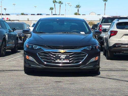 Dark Ash Metallic 2023 Chevrolet Malibu FWD 1LT