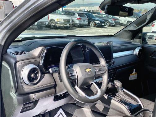 2025 Chevrolet Colorado LT
