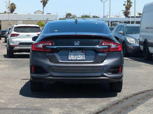Modern Steel Metallic 2019 Honda Clarity Plug-In Hybrid Base