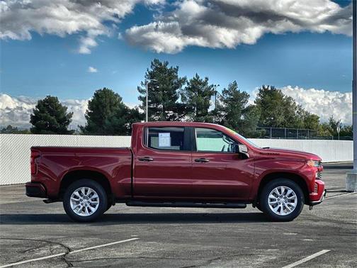 2022 Chevrolet Silverado 1500 Custom