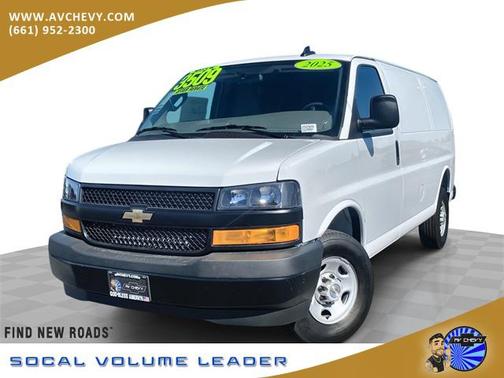 2025 Chevrolet Express 2500 RWD 2500 Regular Wheelbase WT