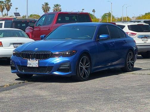 Portimao Blue Metallic 2020 BMW 330 330i