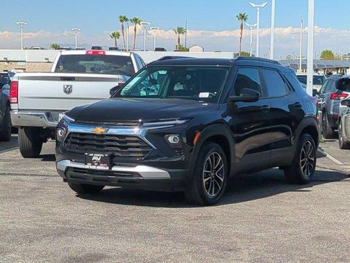 Mosaic Black Metallic 2026 Chevrolet Trailblazer LT