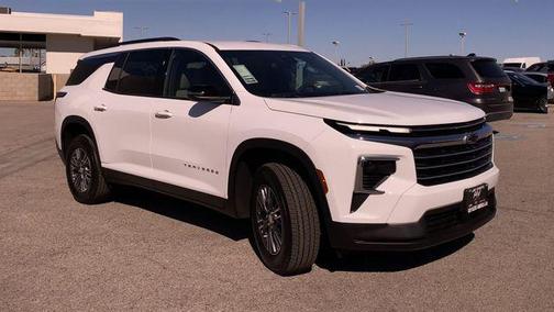 Summit White 2026 Chevrolet Traverse LT