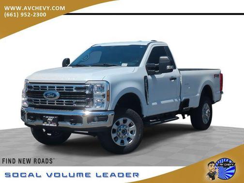 Oxford White 2024 Ford F-350 XLT