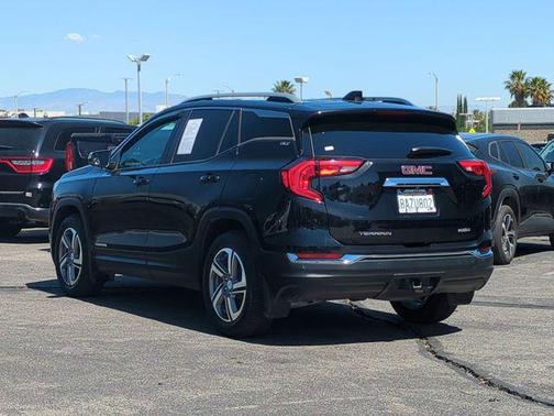 Ebony Twilight Metallic 2018 GMC Terrain SLT