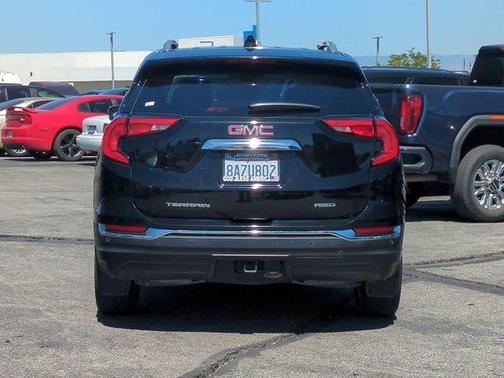 Ebony Twilight Metallic 2018 GMC Terrain SLT