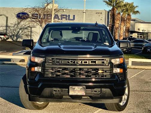 2024 Chevrolet Silverado 1500 Custom