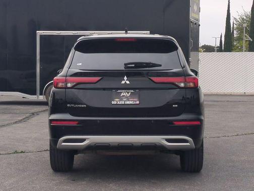 2024 Mitsubishi Outlander SE 2.5 S-AWC