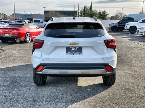 2026 Chevrolet Trax LT