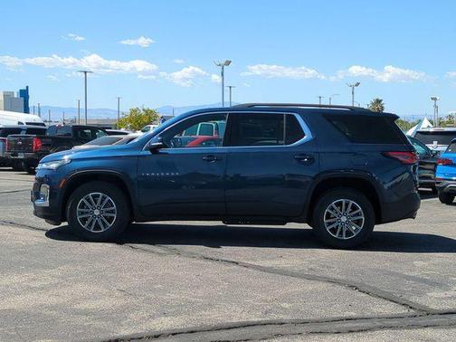 Northsky Blue Metallic 2023 Chevrolet Traverse LT Cloth
