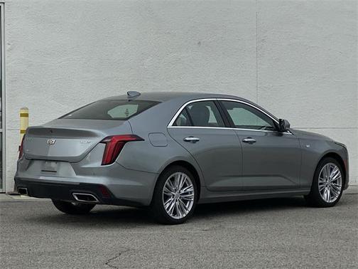 2023 Cadillac CT4 Premium Luxury