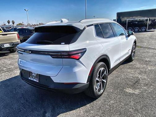 Summit White 2026 Chevrolet Equinox EV LT