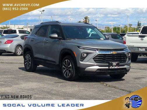 Sterling Gray Metallic 2025 Chevrolet Trailblazer LT