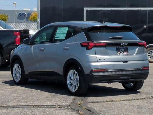 Sterling Gray Metallic 2027 Chevrolet Bolt LT FWD