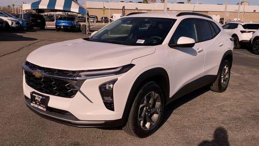 Summit White 2026 Chevrolet Trax LT