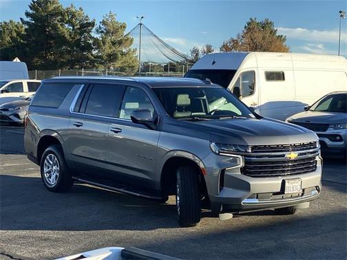 2021 Chevrolet Suburban LT