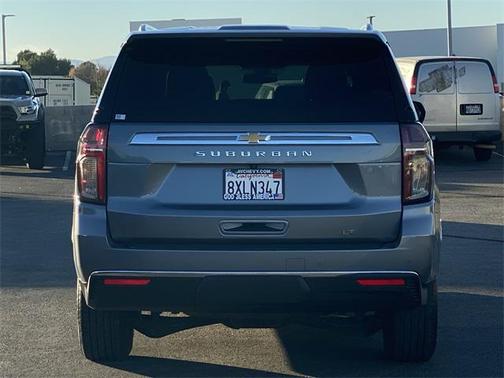 2021 Chevrolet Suburban LT