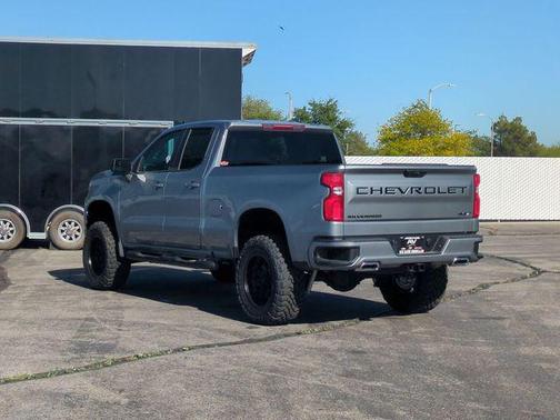 Sterling Gray Metallic 2026 Chevrolet Silverado 1500 RST