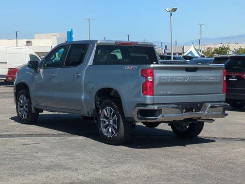 Sterling Gray Metallic 2026 Chevrolet Silverado 1500 LT