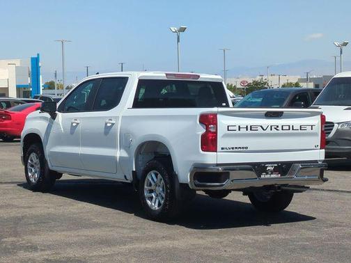 Summit White 2026 Chevrolet Silverado 1500 LT