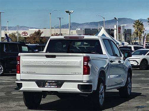 2026 Chevrolet Silverado 1500 Custom