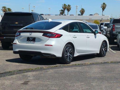 Platinum White Pearl 2024 Honda Civic LX