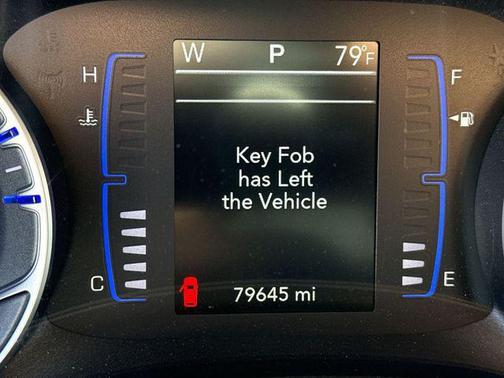 Velvet Red Pearlcoat 2023 Chrysler Voyager LX