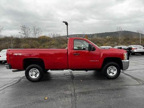 Victory Red 2007 Chevrolet Silverado 2500 4WD Reg Cab 133" Work Truck