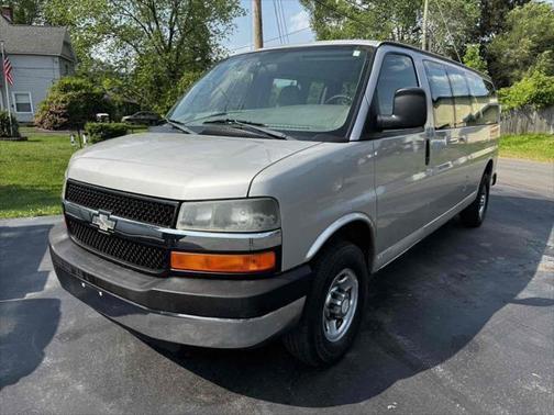 2006 Chevrolet Express 3500 LS Wagon