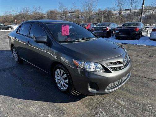 2012 Toyota Corolla 4dr Sdn Auto LE (Natl)
