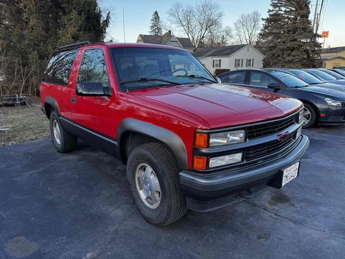 1996 Chevrolet Tahoe 1500 2dr 4WD