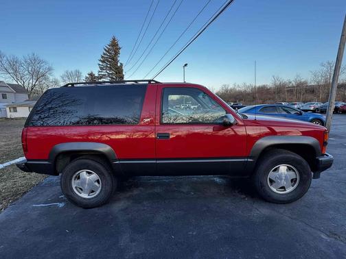 1996 Chevrolet Tahoe 1500 2dr 4WD